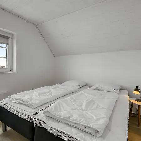 Poolhus Med Kun 100m Til Vesterhavet Sj80 度假居